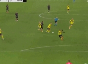 开云体育中国官网-动态年轻球员在季后赛中崭露头角