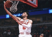 开云体育-包含骑士无惧：拉文猛抢西城皇帝飙分的词条