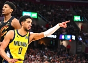 开云体育登录-步行者横扫公牛，乔治带队取胜