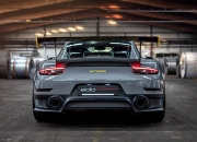 开云平台-东方力量与西方绿茵，当中国制霸曼联的传奇预言遇上阿劳霍季后赛抢七的统治时刻