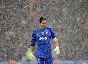 开云体育中国-绿茵场上的意外重逢，当爱尔兰遇见墨西哥，本泽马如何成为隐形主角？