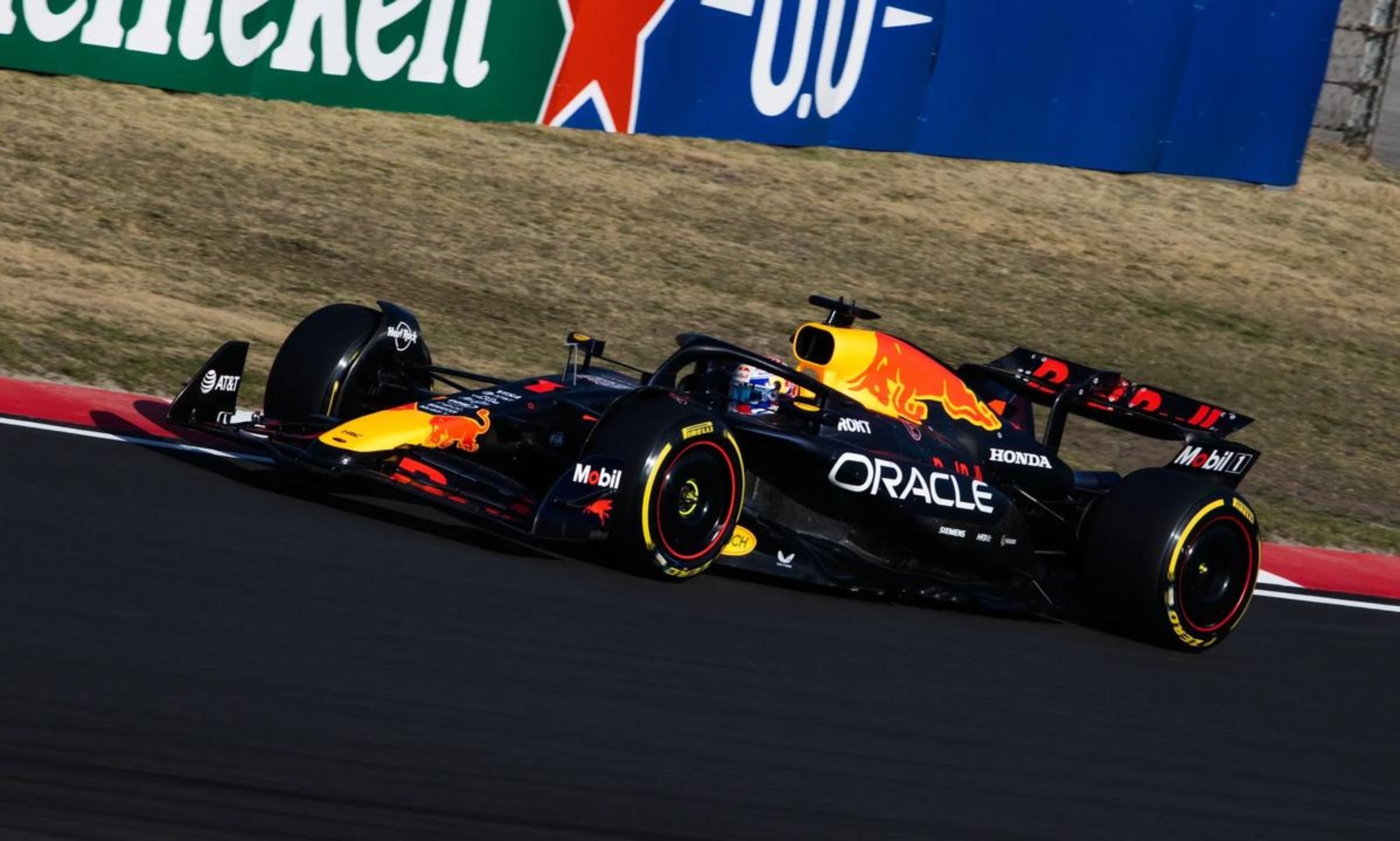 关于红牛二队碾压哈斯车队，维斯塔潘状态火热的信息