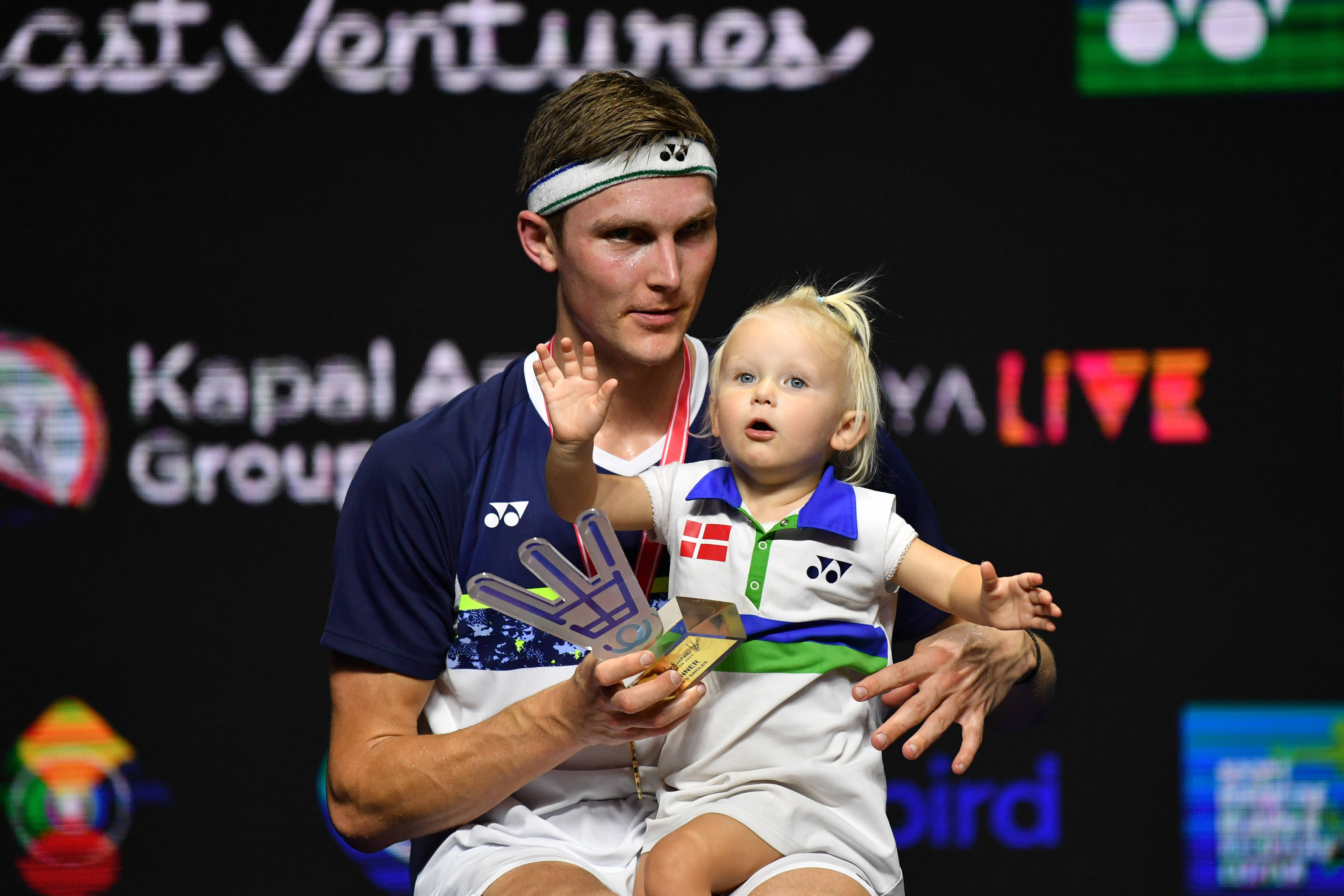 法国队翻盘印度队，安赛龙带队取胜