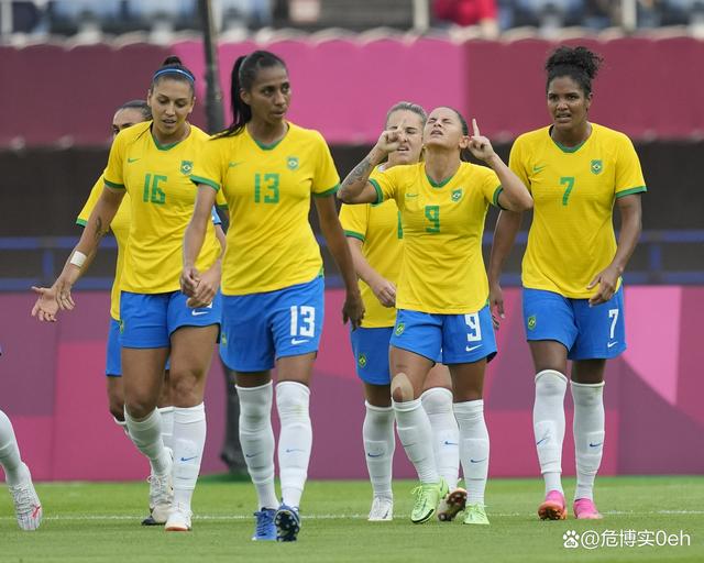 德国女足-横扫尼日利亚晋级强