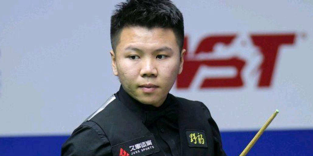 包含爱尔兰代表团运动员斩获金牌，现场掌声无数的词条