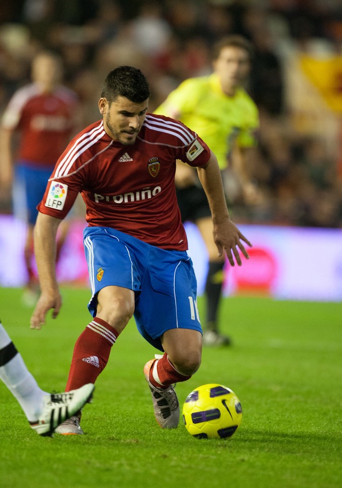 包含德国队在主场奋力作战,获得宝贵的三分的词条 包含德国队在主场奋力作战,获得宝贵的三分的词条