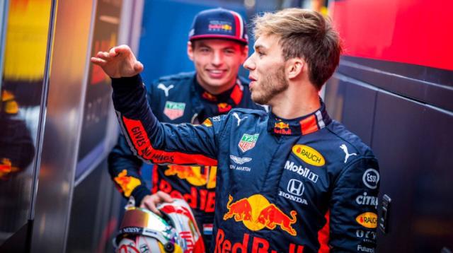 红牛车队碾压雷诺车队,阿隆索刷新纪录的简单介绍 红牛车队碾压雷诺车队,阿隆索刷新纪录的简单介绍