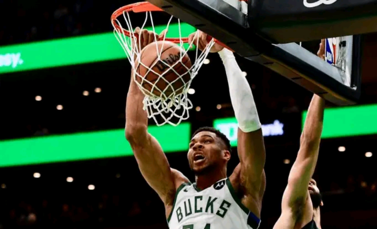 尼克斯绝杀雄鹿B队,塔图姆打破历史纪录 尼克斯绝杀雄鹿B队,塔图姆打破历史纪录