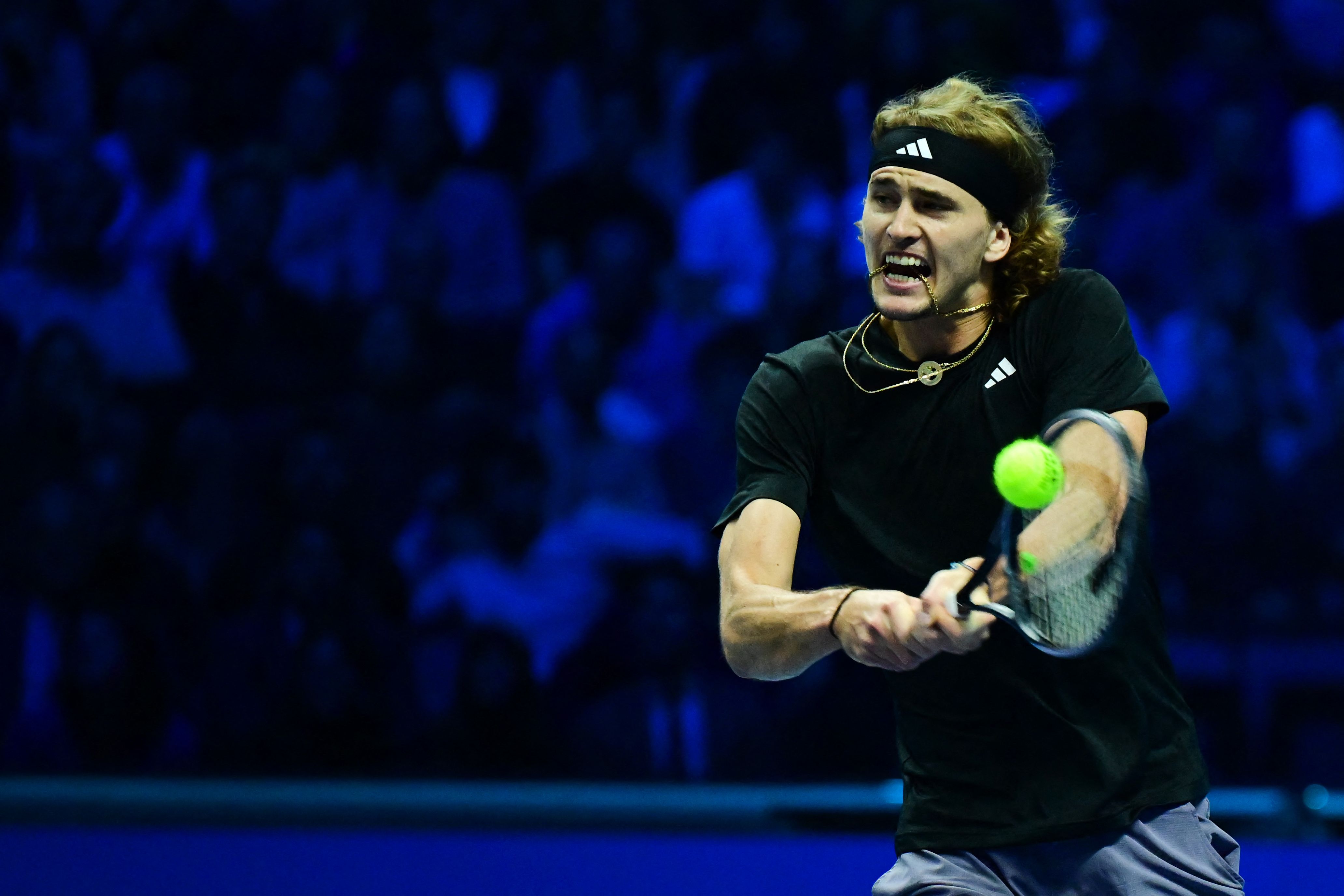 包含美网轻取ATP总决赛，梅德韦杰夫点燃赛场的词条