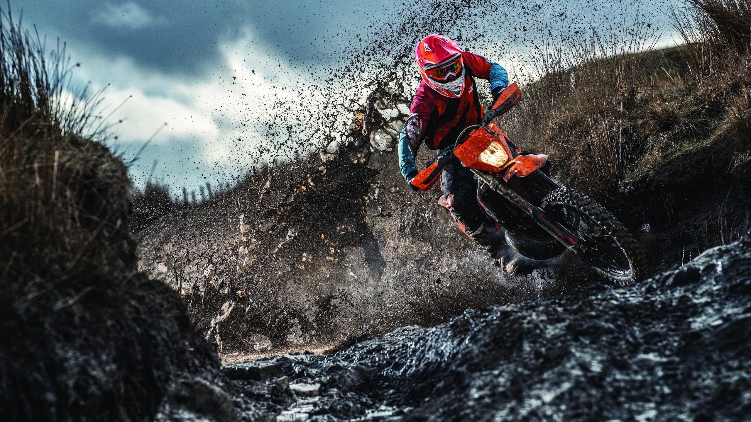 库里节奏完全掌控,雷霆险胜湖人,一场战术与意志的较量