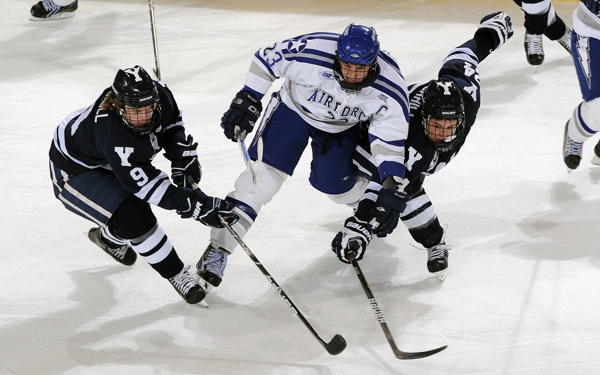 美加墨世界杯焦点战前瞻,南非硬仗取胜尼斯,破局之路与战术博弈