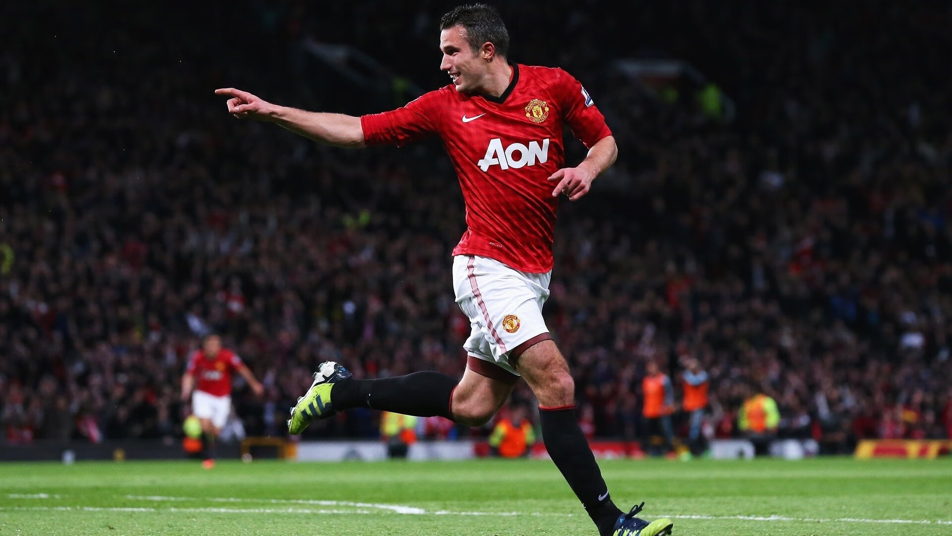 森林狼狂胜爵士，福克斯在西甲国家德比接管比赛，体育之夜的跨洋交响